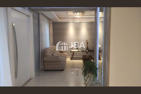 2_photo/94dcfb1313.1c30879e3ee593f9-ATLAS-13b3075d-8d5e-494f-aabd-cfb2a28ceb93.jpg de casa à venda com 0 quarto, 297m² em Xaxim, Curitiba