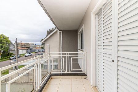 19_photo/94dcfb13a7.1421303aa7be2334-ATLAS-bc22a5f5-9d68-4f75-b8eb-79e034ca2daf.jpg de casa à venda com 4 quartos, 241m² em Xaxim, Curitiba