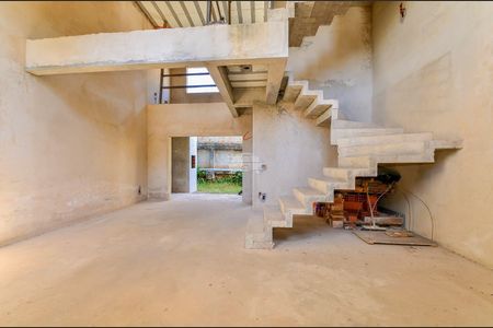 7_photo/94dcfb13e5.469921873e2a85e3-ATLAS-028989d7-a90b-4d67-b3a1-ee4483a8c8d5.jpg de casa à venda com 3 quartos, 200m² em Xaxim, Curitiba