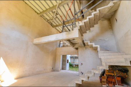 4_photo/94dcfb13e5.469921873e2a85e3-ATLAS-407bd58f-de8a-4363-9fc0-274024687a3d.jpg de casa à venda com 3 quartos, 200m² em Xaxim, Curitiba