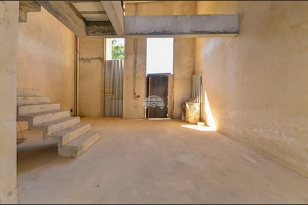 9_photo/94dcfb13e5.469921873e2a85e3-ATLAS-947794d8-0d22-45b9-9c17-2a50c0568e4f.jpg de casa à venda com 3 quartos, 200m² em Xaxim, Curitiba