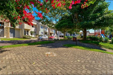 8_photo/94dcfb13e5.469921873e2a85e3-ATLAS-d3aaba9d-142d-4666-b63d-92f74c660945.jpg de casa à venda com 3 quartos, 200m² em Xaxim, Curitiba