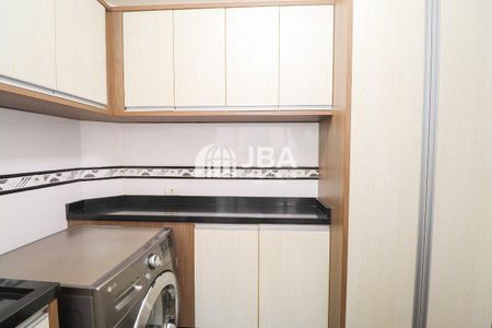 20_photo/94dcfb14ab.275fe3fcda77567d-ATLAS-eae6e791-ee5e-4fc2-9daa-fca6e3ee3d53.jpg de casa à venda com 0 quarto, 151m² em Xaxim, Curitiba