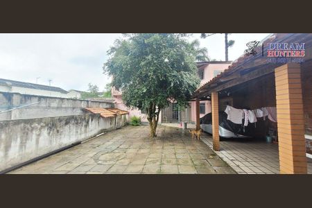 10_photo/94dcfb1577.f57be48fad3c3dec-ATLAS-993ddab6-6864-4c2f-9ff4-e72b8ffed810.jpg de casa à venda com 3 quartos, 191m² em Xaxim, Curitiba