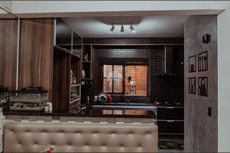 4_photo/94dcfb157d.ee31d1fd9df23408-ATLAS-3e6e7ee4-2ef4-44cd-8f06-90b63d942d1c.jpg de casa à venda com 3 quartos, 110m² em Xaxim, Curitiba