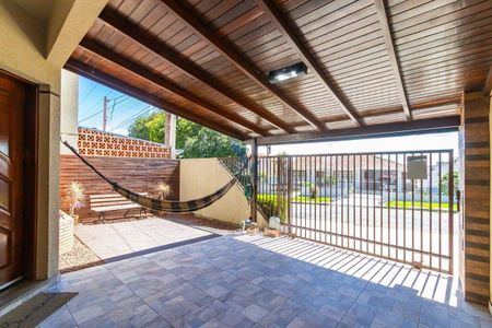 28_photo/94dcfb157d.ee31d1fd9df23408-ATLAS-bd306131-149a-4f34-8045-4a0fb5a36962.jpg de casa à venda com 3 quartos, 95m² em Xaxim, Curitiba