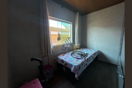 4_photo/94dcfb1585.ccfee957a0edc138-ATLAS-2df50163-6668-4e5c-ac79-94555b4ccb80.jpg de casa à venda com 5 quartos, 192m² em Xaxim, Curitiba