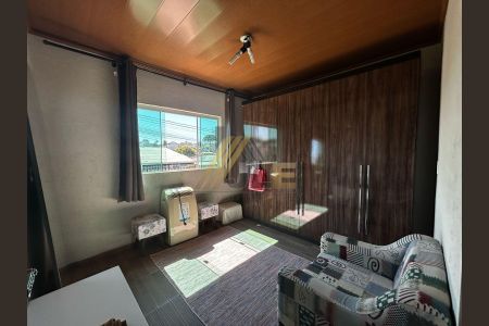 12_photo/94dcfb1585.ccfee957a0edc138-ATLAS-5ee2410c-49ef-4d3d-838c-9e7ddee8a3d7.jpg de casa à venda com 5 quartos, 192m² em Xaxim, Curitiba