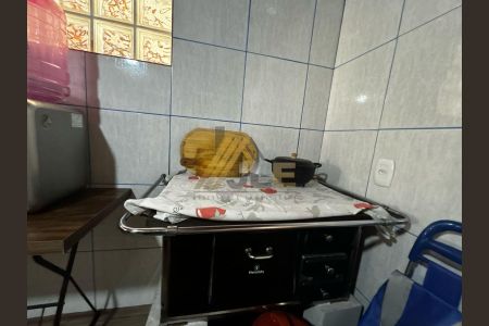 9_photo/94dcfb1585.ccfee957a0edc138-ATLAS-72770e1c-b400-4473-a2ca-c87862c6a07c.jpg de casa à venda com 5 quartos, 192m² em Xaxim, Curitiba