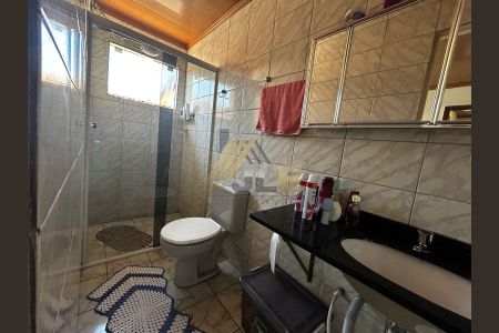 12_photo/94dcfb1585.ccfee957a0edc138-ATLAS-734dd090-4e29-4bda-bf2e-49622785dfaf.jpg de casa à venda com 5 quartos, 192m² em Xaxim, Curitiba