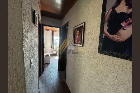 2_photo/94dcfb1585.ccfee957a0edc138-ATLAS-e88b904f-b4f9-4143-9c76-45aca014ed66.jpg de casa à venda com 5 quartos, 192m² em Xaxim, Curitiba