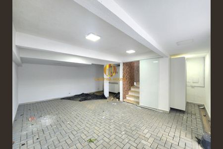 27_photo/94dcfb160b.d1265443f33742d1-ATLAS-da4ece78-d03c-44b7-864e-5b7b06e6bf71.jpg de casa à venda com 4 quartos, 158m² em Xaxim, Curitiba