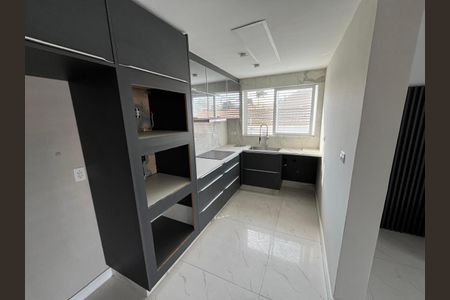 12_photo/94dcfb160b.ef4267cf7f570d25-ATLAS-e3c0080f-ff8e-4d6f-9997-de7becbf1529.jpg de casa à venda com 4 quartos, 158m² em Xaxim, Curitiba