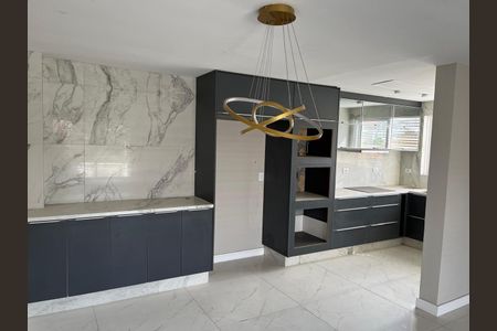 5_photo/94dcfb160b.ef4267cf7f570d25-ATLAS-e53eaa45-1f24-4a33-9f65-fb326cf38920.jpg de casa à venda com 4 quartos, 158m² em Xaxim, Curitiba