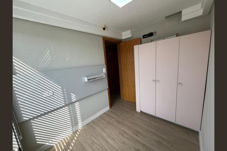 1_photo/94dcfb160b.ef4267cf7f570d25-ATLAS-e711fca0-a1f3-424d-8be3-e683e99719b6.jpg de casa à venda com 4 quartos, 158m² em Xaxim, Curitiba