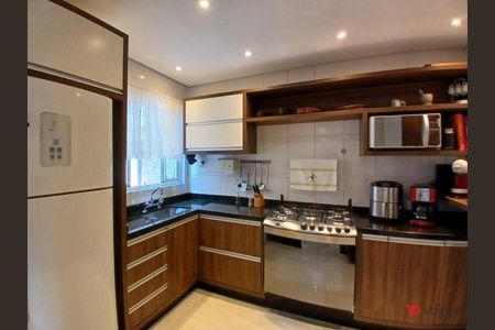 9_photo/94dcfb1665.13b42f23a9aae678-ATLAS-3482aeea-9f2d-4e61-b7a6-e964f6ce426d.jpg de casa à venda com 0 quarto, 140m² em Xaxim, Curitiba