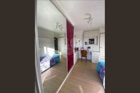 2_photo/94dcfb16bf.826320bd9fe033a1-ATLAS-04c23e8b-b8a7-4e12-8558-9035a532195c.jpg de casa à venda com 4 quartos, 170m² em Xaxim, Curitiba