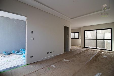 7_photo/94dcfb1703.1f5e9081baf124f6-ATLAS-00a641f8-00d2-499a-9861-42ced9beab13.jpg de casa à venda com 4 quartos, 165m² em Xaxim, Curitiba