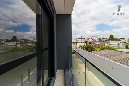 6_photo/94dcfb1703.1f5e9081baf124f6-ATLAS-99fd4c68-2bce-445c-bb39-b3db8e446e00.jpg de casa à venda com 4 quartos, 168m² em Xaxim, Curitiba