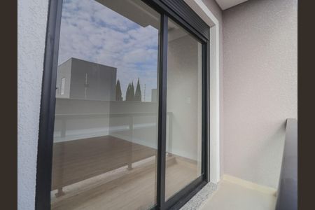 9_photo/94dcfb17a3.09000a4fa51e2841-ATLAS-8d1a023a-85b5-48df-817e-9fa7fb2d2cf9.jpg de casa à venda com 3 quartos, 118m² em Xaxim, Curitiba