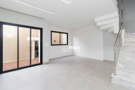 10_photo/94dcfb18ab.01cc66d80c490b39-ATLAS-d96b2aba-522b-489c-807d-fb50aa4cce29.jpg de casa à venda com 3 quartos, 107m² em Hauer, Curitiba