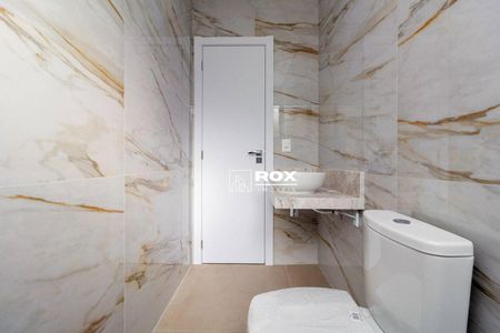 3_photo/94dcfb18ab.01cc66d80c490b39-ATLAS-ebb7e185-a1f6-46f4-b657-54664865fa4e.jpg de casa à venda com 3 quartos, 107m² em Hauer, Curitiba