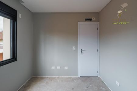 4_photo/94dcfb18ab.dac719f89611f206-ATLAS-12aa894b-2b07-442d-95d9-e0896f4bd586.jpg de casa à venda com 3 quartos, 108m² em Hauer, Curitiba