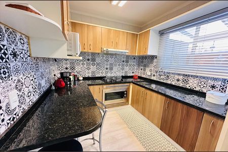 25_photo/94dcfb18bb.453fcf3fbbd81761-ATLAS-ff6af3f9-c1b6-426d-9a6d-97b9b5081c86.jpg de casa à venda com 3 quartos, 110m² em Hauer, Curitiba