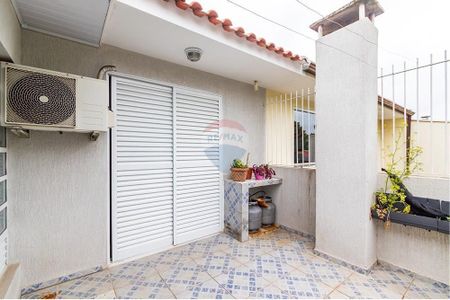 2_photo/94dcfb1a2f.b98dc6cdfb52627f-ATLAS-11dc0edf-4caa-4920-a649-fcc0c1e06e75.jpg de casa para alugar com 3 quartos, 110m² em Boqueirão, Curitiba