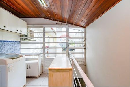 7_photo/94dcfb1a2f.b98dc6cdfb52627f-ATLAS-177242e5-6ae9-44a2-b45f-caefc80e1908.jpg de casa para alugar com 3 quartos, 110m² em Boqueirão, Curitiba