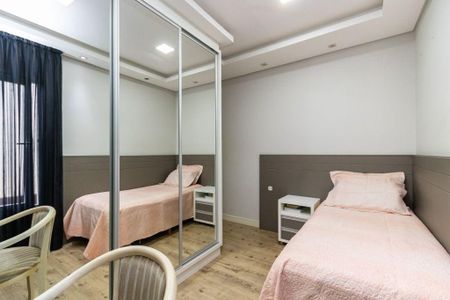 3_photo/94dcfb1af1.8ca146e4695ff152-ATLAS-56b4b05d-bd98-4123-b5e5-d13178bc08fc.jpg de casa de condomínio à venda com 3 quartos, 200m² em Boqueirão, Curitiba