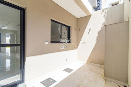 12_photo/94dcfb1b7f.828c42750321378d-ATLAS-6aa61840-e049-4ad4-9c43-9be53aed7b8d.jpg de casa à venda com 3 quartos, 107m² em Boqueirão, Curitiba