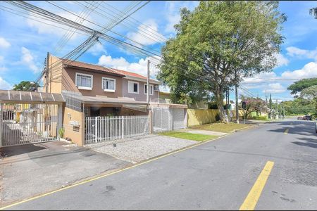 10_photo/94dcfb1c2b.4ded281f41795fae-ATLAS-427a38d9-fe17-46e8-ba5f-504b63e636b6.jpg de casa à venda com 3 quartos, 66m² em Hauer, Curitiba