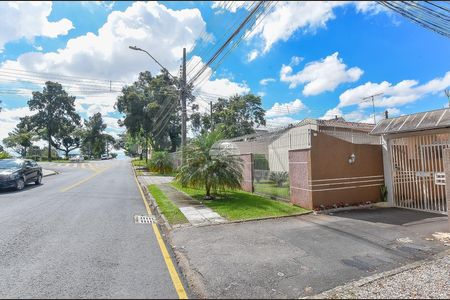 5_photo/94dcfb1c2b.4ded281f41795fae-ATLAS-427d76ff-4b88-47a3-a64d-16e0e03d6043.jpg de casa à venda com 3 quartos, 66m² em Hauer, Curitiba