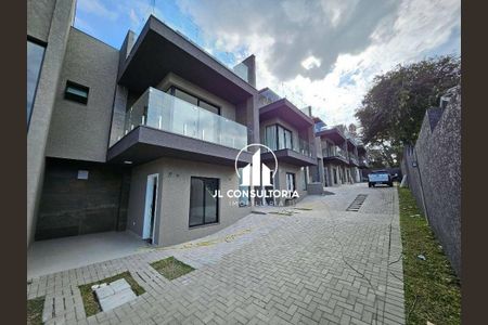 2_photo/94dcfb1c49.b20b08cd1bf78a2a-ATLAS-3d0cabc5-d6ba-4561-8428-4052a03b2d0f.jpg de casa à venda com 3 quartos, 122m² em Boqueirão, Curitiba