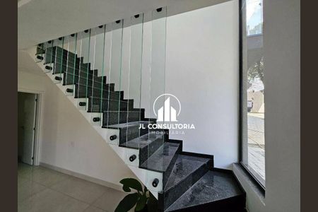 12_photo/94dcfb1c49.b20b08cd1bf78a2a-ATLAS-96ad0712-2e47-4dab-8457-988c19df5493.jpg de casa à venda com 3 quartos, 122m² em Boqueirão, Curitiba