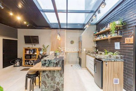 10_photo/94dcfb1c9d.709b0788d549ea7e-ATLAS-5d535f0c-2f8d-417f-a19f-7cd9faf49eab.jpg de casa à venda com 4 quartos, 200m² em Boqueirão, Curitiba