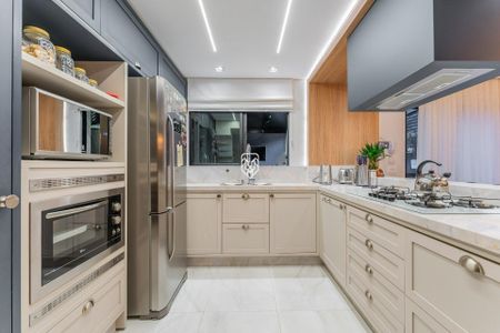 11_photo/94dcfb1c9d.e2dc2d88b56bdd28-ATLAS-86548972-aaeb-467f-8a31-cbe7a1e94330.jpg de casa à venda com 3 quartos, 200m² em Boqueirão, Curitiba