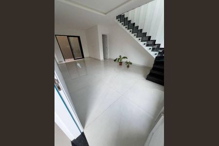 10_photo/94dcfb1ded.541a6729b5cc3c09-ATLAS-4490ee9b-d03e-461a-90b0-881ef9fc0bed.jpg de casa à venda com 3 quartos, 112m² em Boqueirão, Curitiba