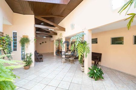 9_photo/94dcfb1e25.a85d12acb26e661d-ATLAS-238f19e2-20b6-4808-ac60-e26182eaabc8.jpg de casa à venda com 4 quartos, 370m² em Hauer, Curitiba