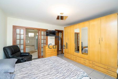 6_photo/94dcfb1e25.a85d12acb26e661d-ATLAS-42d5dde6-30ab-4cd4-9fb2-4ea1837376f6.jpg de casa à venda com 4 quartos, 370m² em Hauer, Curitiba