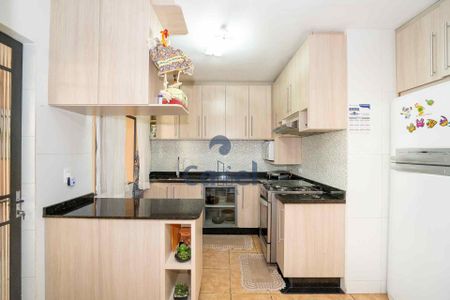 8_photo/94dcfb1e25.a85d12acb26e661d-ATLAS-9d7b32dd-fb65-4d4f-897c-3b2e2e4632d6.jpg de casa à venda com 4 quartos, 370m² em Hauer, Curitiba