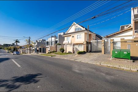 4_photo/94dcfb1e37.56376998e671d5ed-ATLAS-ba85e4e4-ba9e-4aa8-bb3d-486139bb30b9.jpg de casa à venda com 5 quartos, 138m² em Hauer, Curitiba