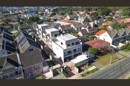 18_photo/94dcfb1e3d.1a137f9019b9bd3c-ATLAS-54f1335f-3795-4e8e-8e50-8cf11674e2f4.jpg de casa à venda com 4 quartos, 171m² em Boqueirão, Curitiba