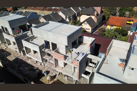 6_photo/94dcfb1e3d.1a137f9019b9bd3c-ATLAS-7eb1501e-8d93-49c4-b07e-29f34eac2b32.jpg de casa à venda com 4 quartos, 171m² em Boqueirão, Curitiba