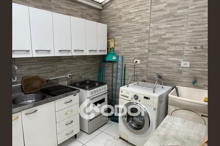 5_photo/94dcfb1e7d.7928ff718f0b005b-ATLAS-0860d200-17af-4c93-8a18-621b1fc456e1.jpg de casa à venda com 3 quartos, 143m² em Boqueirão, Curitiba