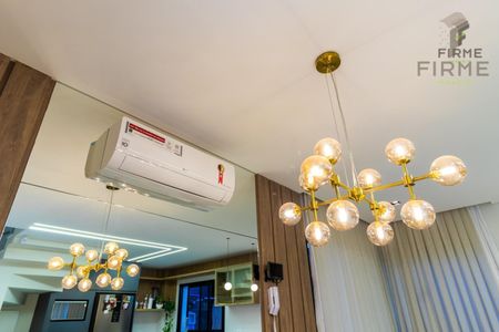 43_photo/94dcfb1e8b.436f96c1d533d5b0-ATLAS-adf657b2-a344-448d-b111-736d77a630bf.jpg de casa à venda com 4 quartos, 154m² em Hauer, Curitiba