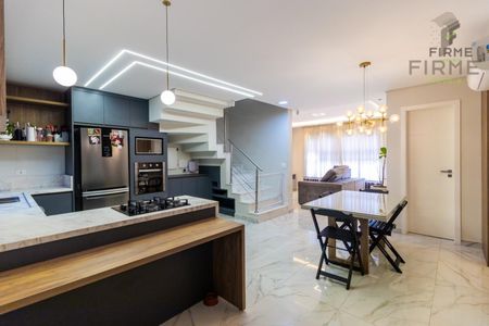 30_photo/94dcfb1e8b.436f96c1d533d5b0-ATLAS-c1dee0ce-87a0-4ed3-b25a-a5fc6930a433.jpg de casa à venda com 4 quartos, 154m² em Hauer, Curitiba