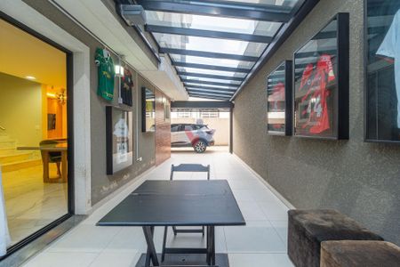 3_photo/94dcfb1e8b.6f5379d138f8c3f3-ATLAS-0f19db5f-32ac-4ee2-a157-3f531a56fe98.jpg de casa à venda com 4 quartos, 122m² em Hauer, Curitiba