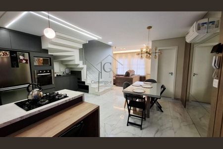 13_photo/94dcfb1e8b.6f5379d138f8c3f3-ATLAS-38ca5765-4605-4086-8d8a-042d8fdc679a.jpg de casa à venda com 4 quartos, 154m² em Hauer, Curitiba